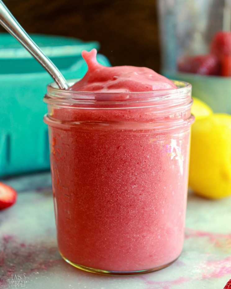 Strawberry Lemon Smoothie (Paleo, AIP, Vegan)